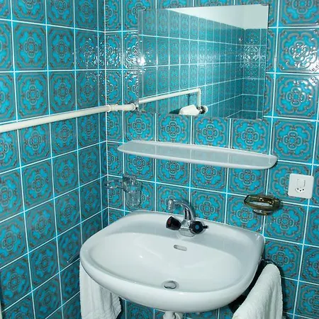 Chamanna Отель 2*