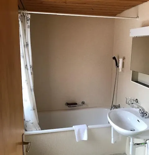 查曼纳住宿加早餐酒店