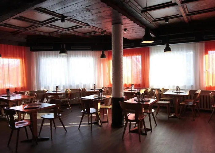 查曼纳住宿加早餐酒店 2* 阿罗萨