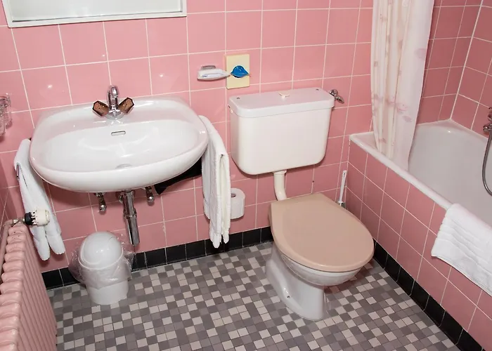 查曼纳住宿加早餐酒店 酒店 阿罗萨