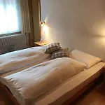 Chamanna Szálloda 2*
