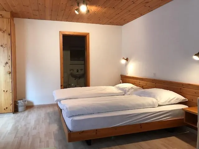 فندق مبيت وإفطار تشامانا