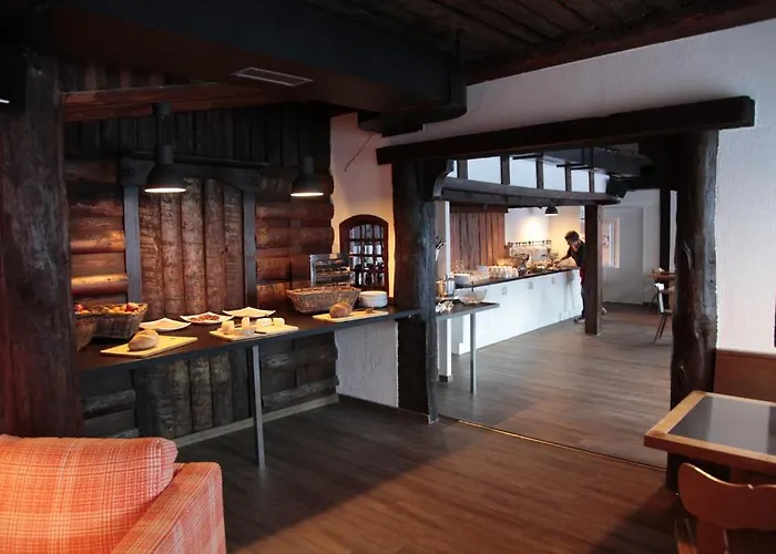 فندق مبيت وإفطار تشامانا